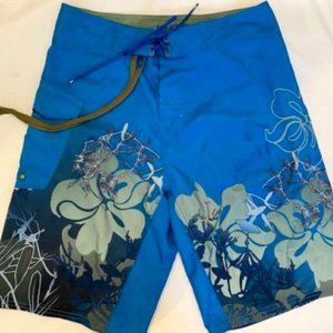 "Reef" Size "31" Men's Embroidered Board Shorts - Royal Blue/Celadon (106333)